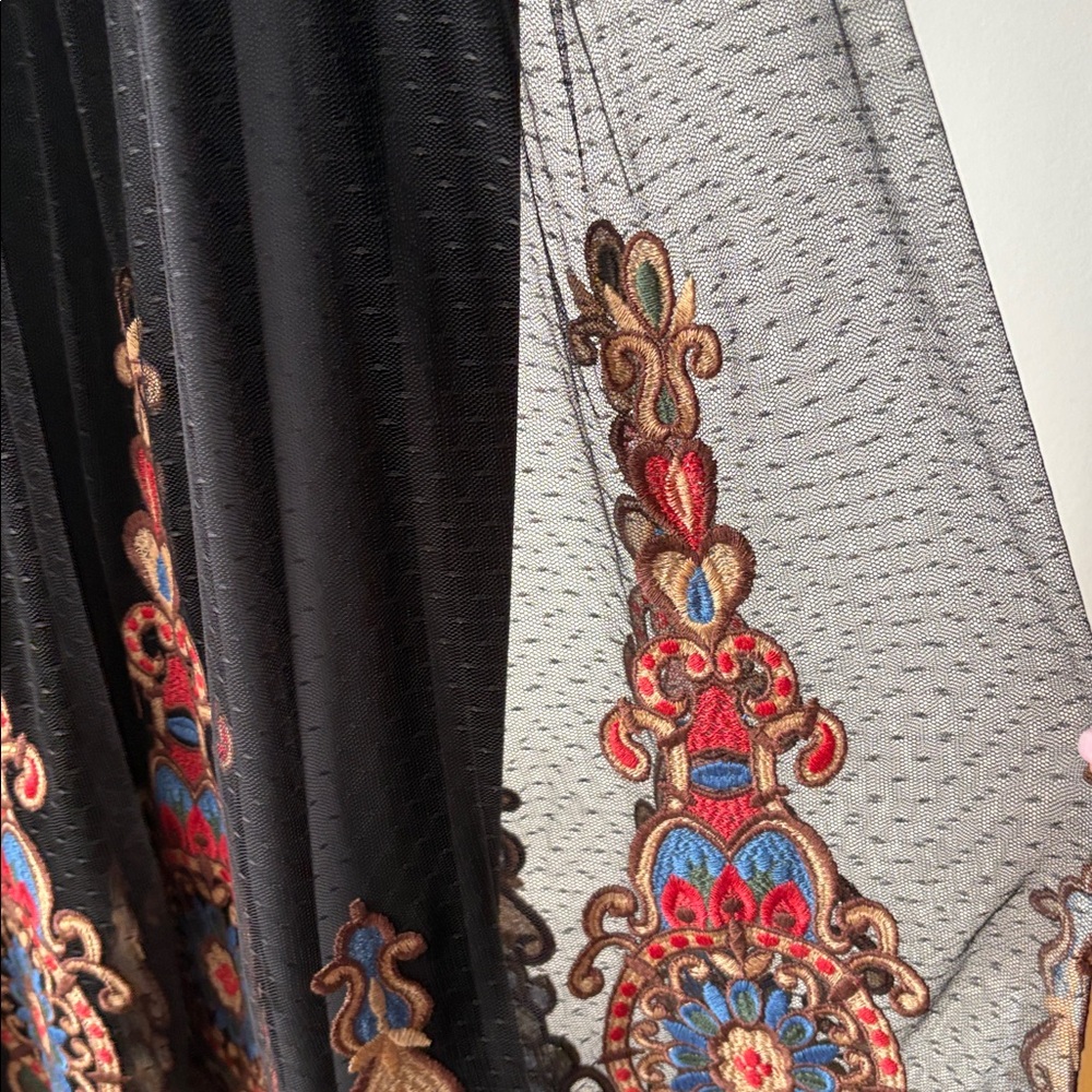 Alice and Olivia vintage maxi skirt with lining - Picture 7 of 7